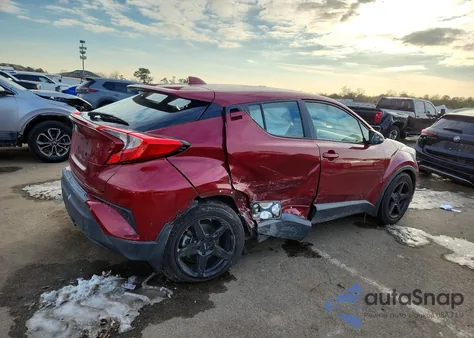 2019 Toyota C-Hr Xle z USA, uszkodzony, nr VIN NMTKHMBX5KR096998